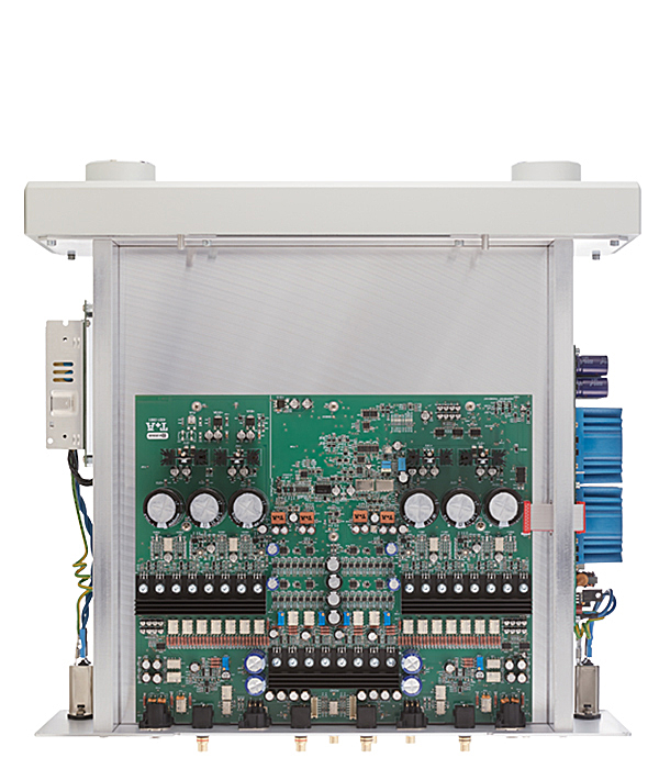Audiogallery-T+A-sdv_3100_innen_cards_600_700