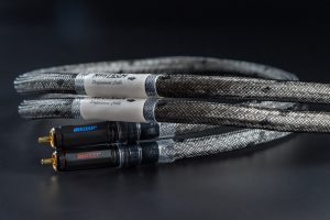 The-Grand_Interconnect-Cable_4