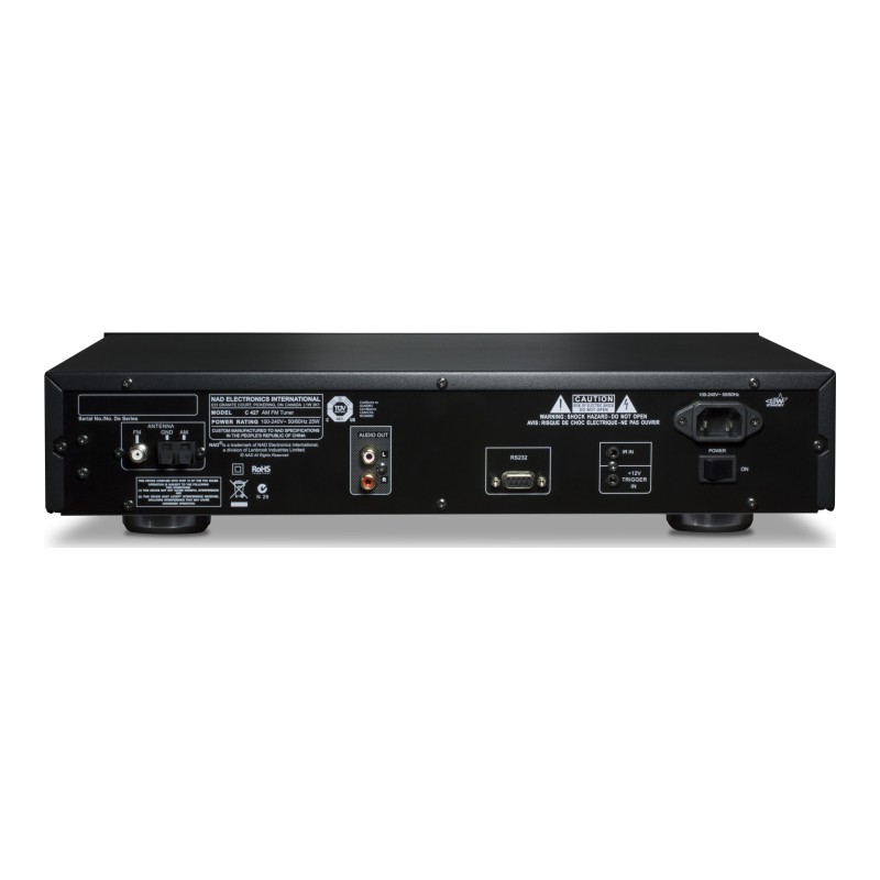NAD C427, panel trasero y conexiones
